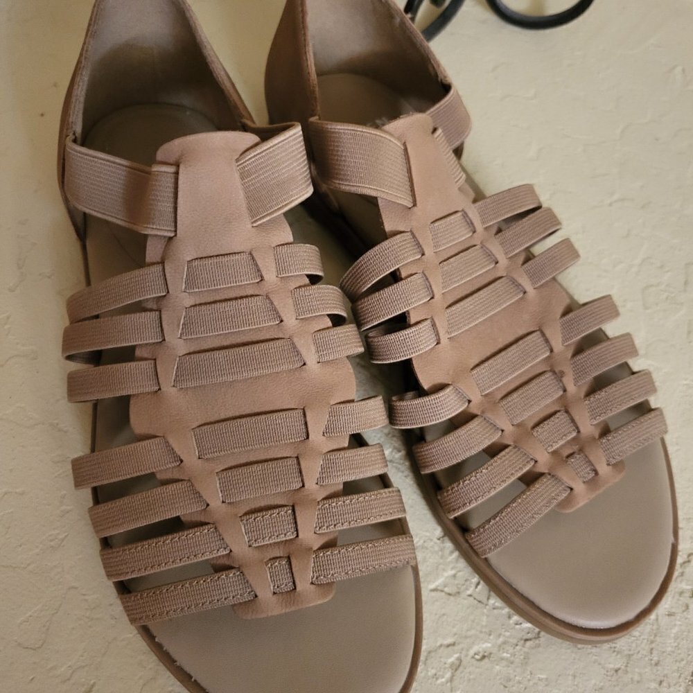 Eileen Fisher Sandals Rato Honey Tumbled Leather Flats Size 5.5 NWOB - Picture 3 of 8